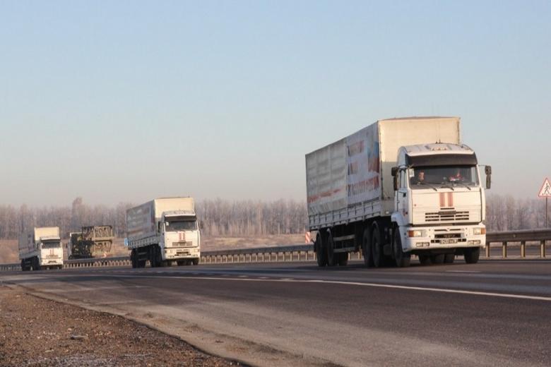 МЧС и Росгвардия доставили более 110 тонн продовольствия на Украину